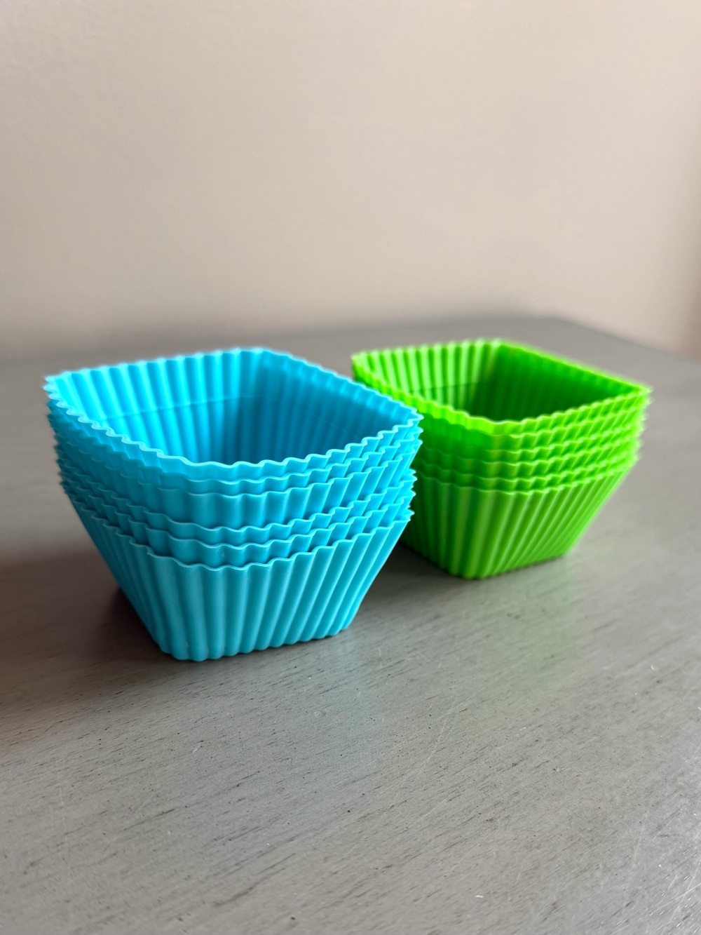 Wilton Silicone Reusable Square Baking Cups - Blue & Green 12 Total Cooking - Picture 3 of 11